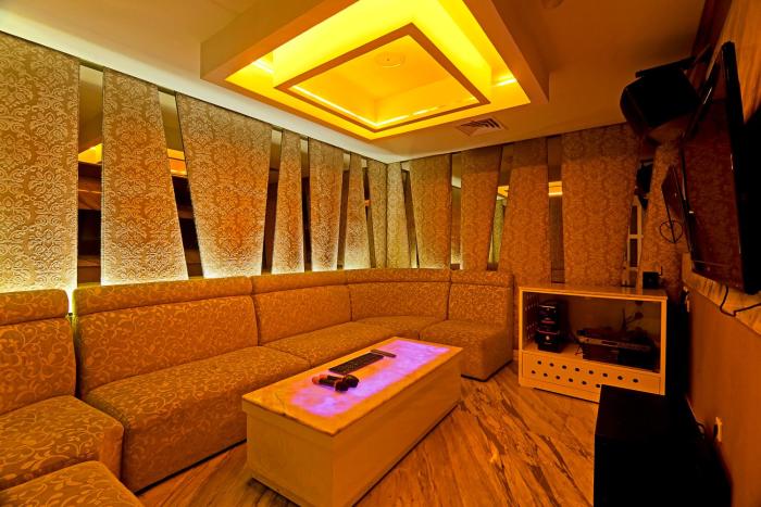 redtop hotel and convention center