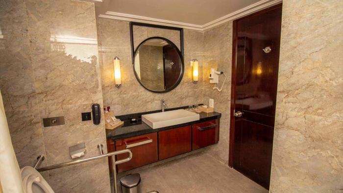 redtop hotel and convention center