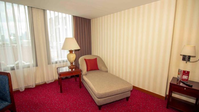 redtop hotel and convention center