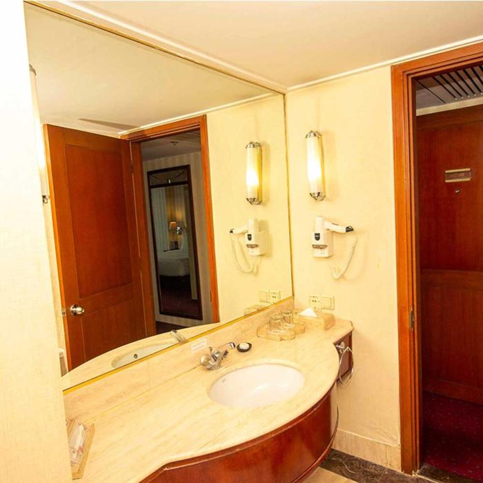 redtop hotel and convention center