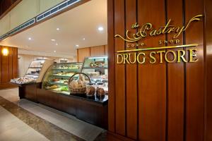 redtop hotel and convention center