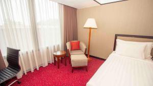 redtop hotel and convention center