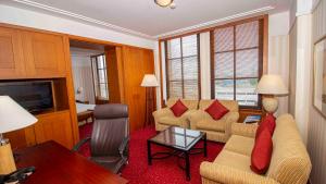 redtop hotel and convention center