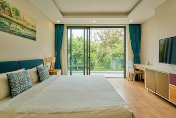 the point resort golf view villa