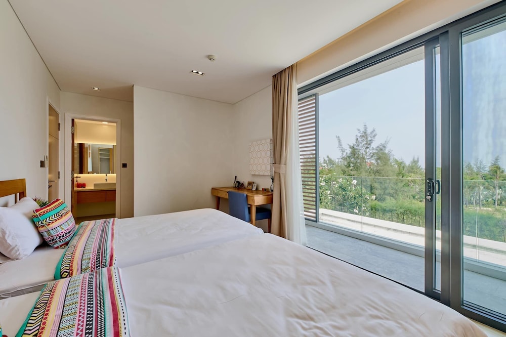 the point resort golf view villa