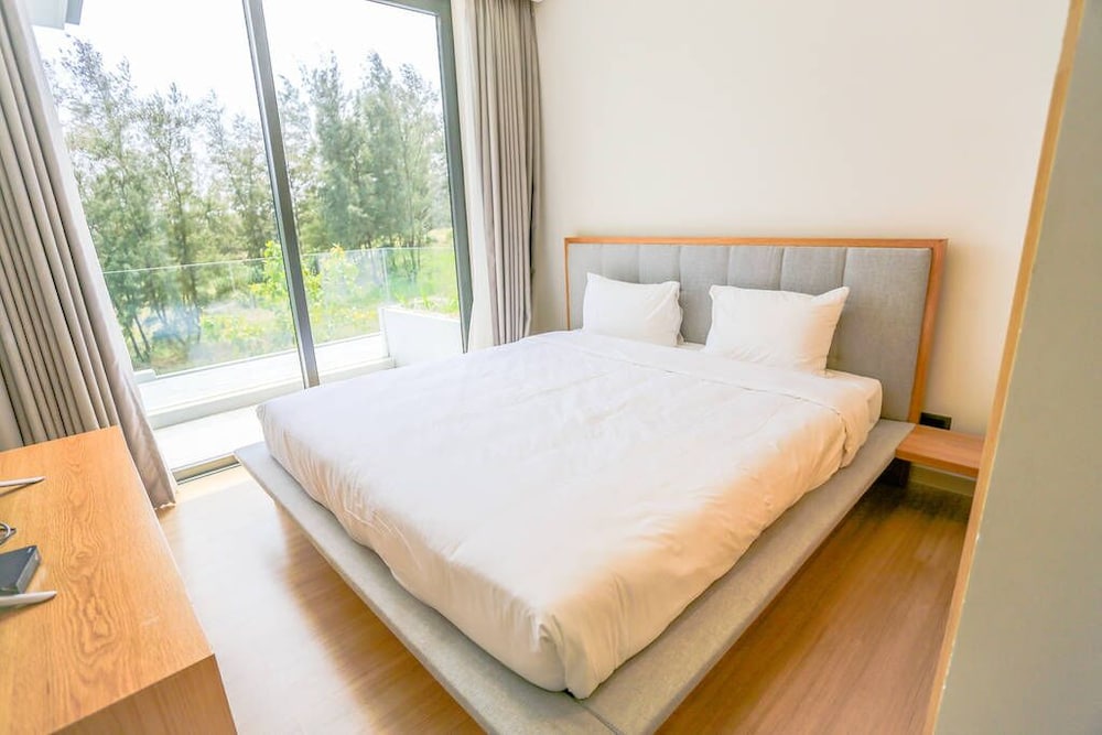 the point resort golf view villa
