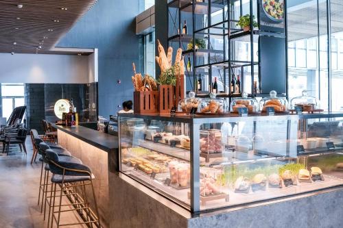 jen shenzhen qianhai by shangri la