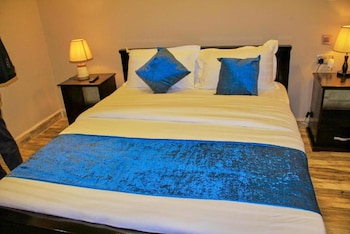 golden castle hotel