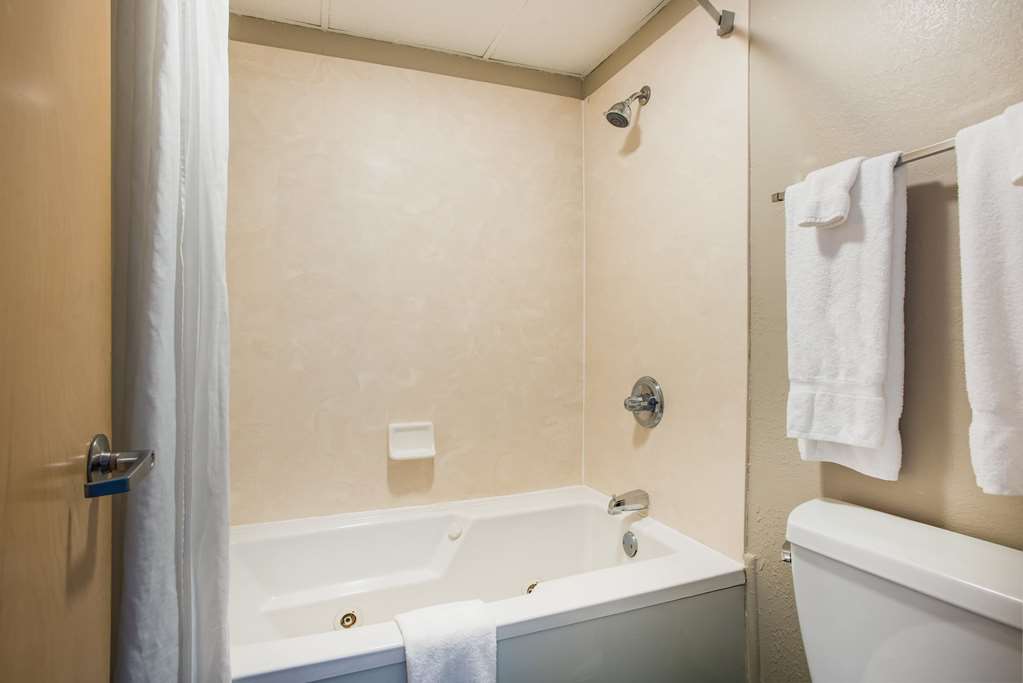 super 8 by wyndham sevierville riverside