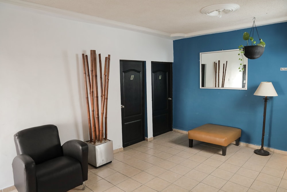 antique guest house fundidora