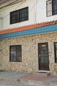 antique guest house fundidora