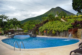 hotel los lagos spa and resort