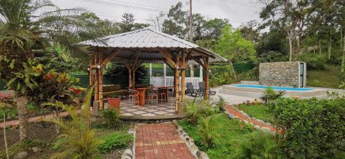 acogedora suite en liguiqui manta