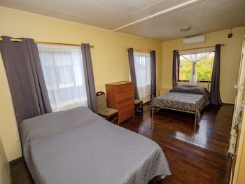 stunning 3 bed house in paramaribo maries place