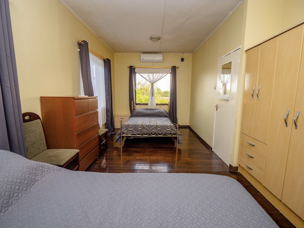 stunning 3 bed house in paramaribo maries place