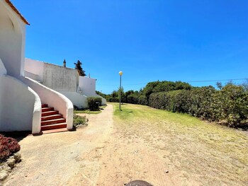 armacao de pera twins 1 with pool