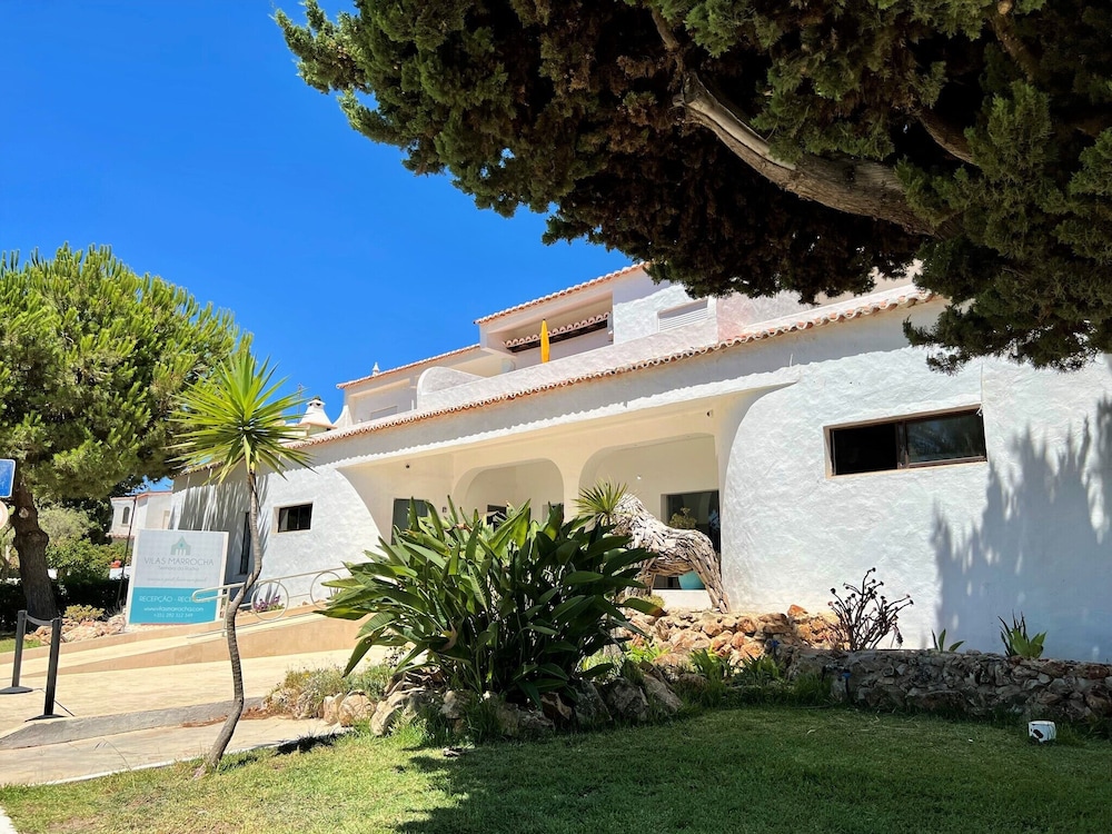 armacao de pera twins 1 with pool