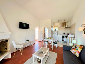 armacao de pera twins 1 with pool