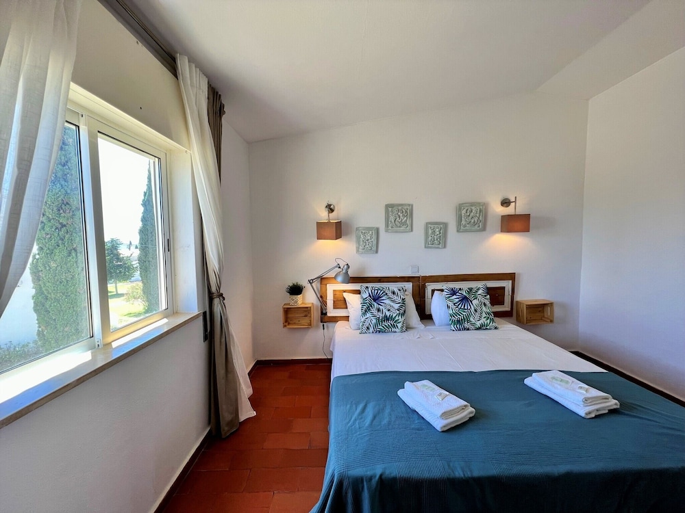 armacao de pera twins 1 with pool