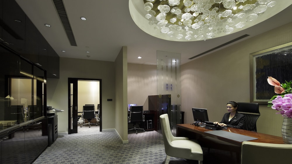 intercontinental shanghai jingan by ihg