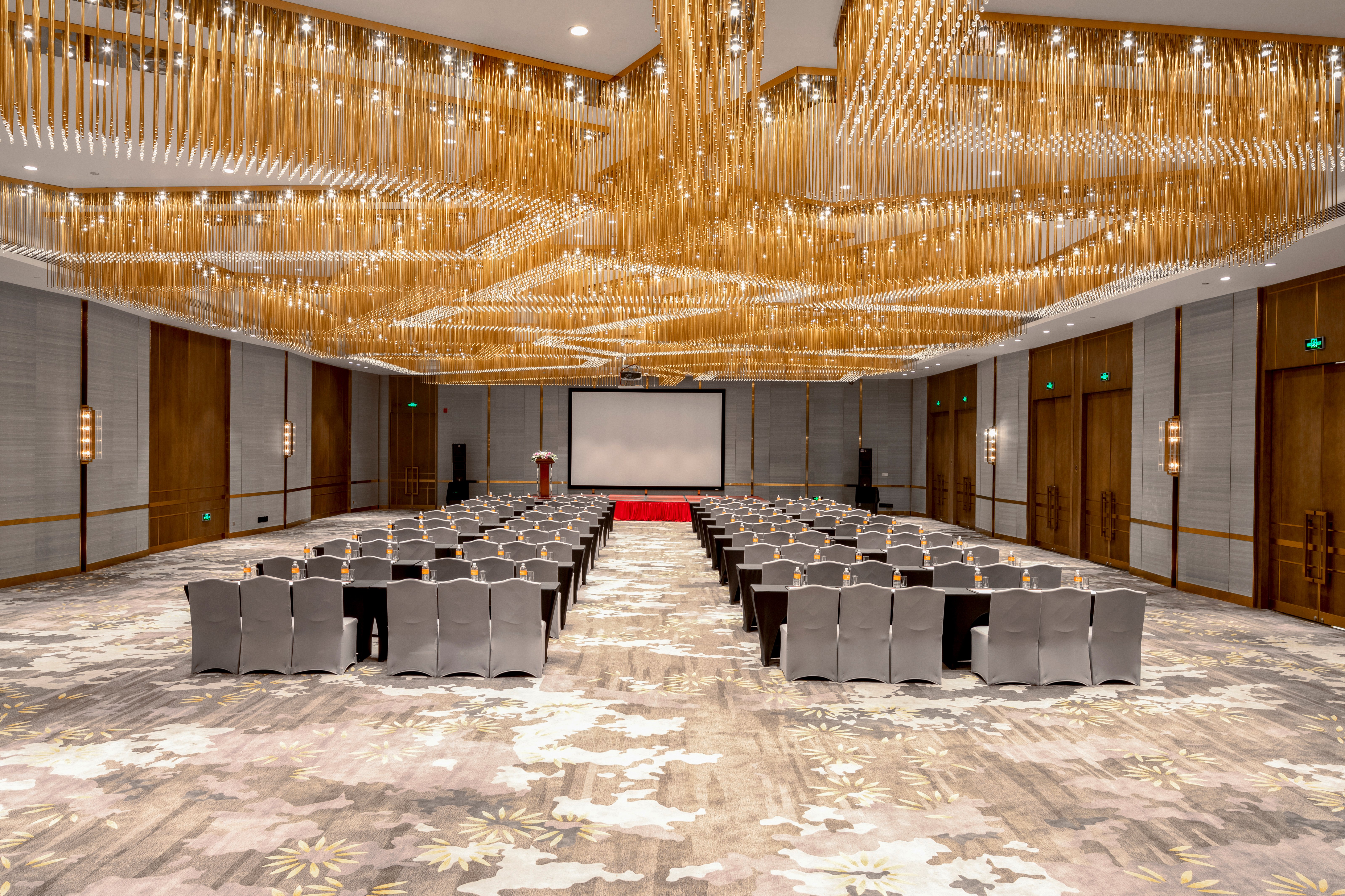 intercontinental shanghai jingan by ihg