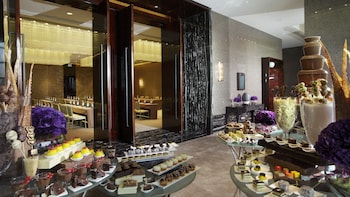 intercontinental shanghai jingan by ihg