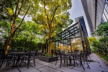 intercontinental shanghai jingan by ihg