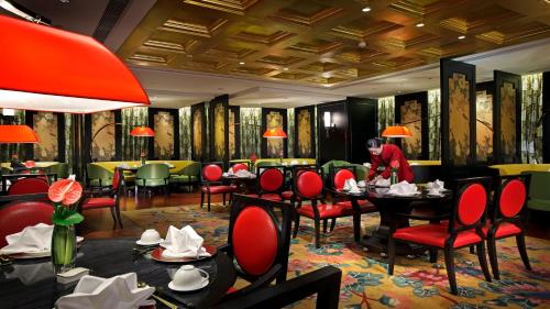intercontinental shanghai jingan by ihg