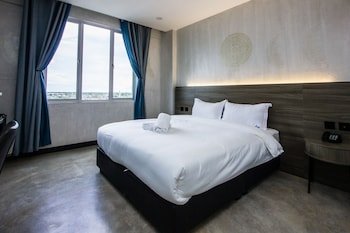 sri indar hotel and suites
