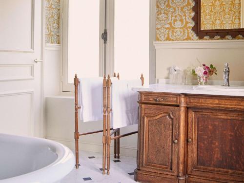 abbaye des vaux de cernay by paris society