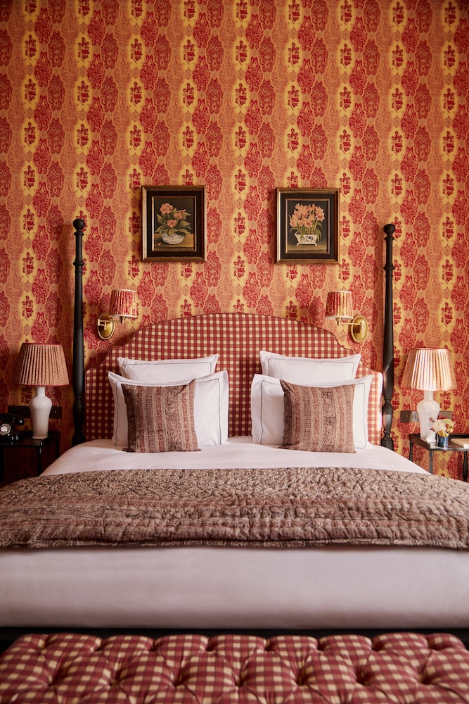 abbaye des vaux de cernay by paris society