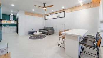 yeosu liposo poolvilla