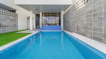 yeosu liposo poolvilla