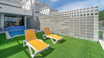 yeosu liposo poolvilla
