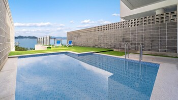 yeosu liposo poolvilla