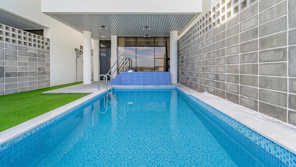 yeosu liposo poolvilla