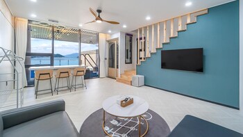 yeosu liposo poolvilla