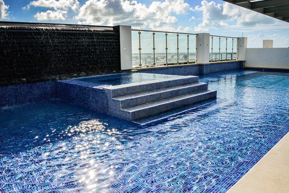 the watermark hotel