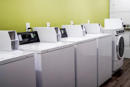 woodspring suites hudson port richey
