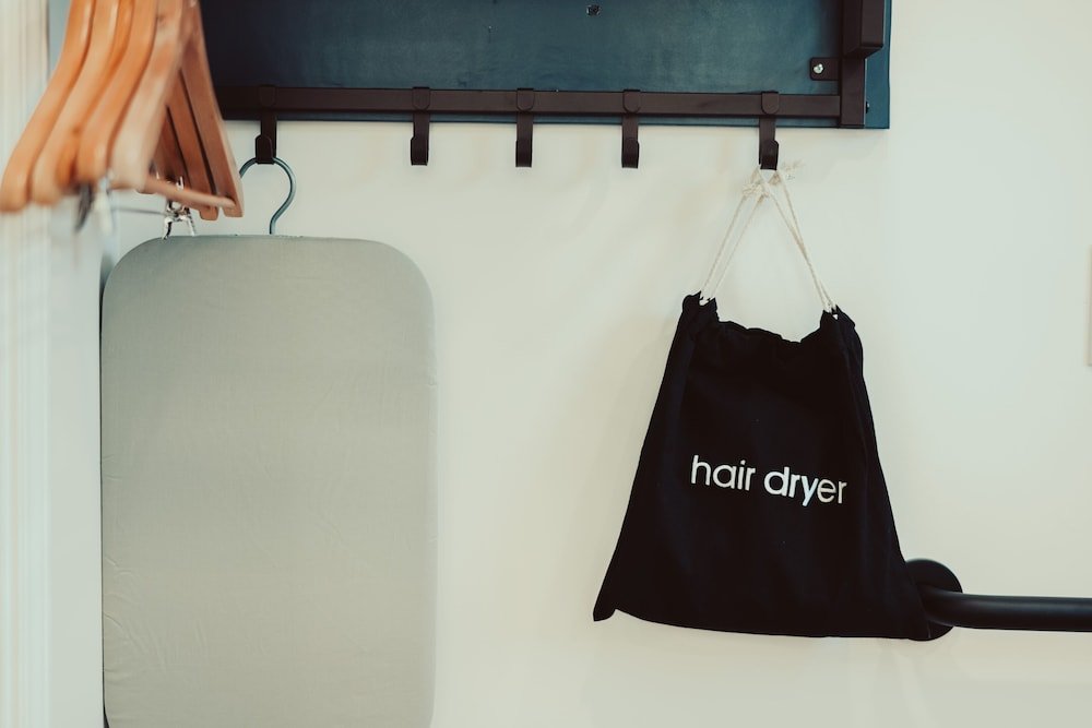 blufftop inn and suites wharf restaurant district