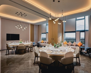 hyatt place chengdu bio town