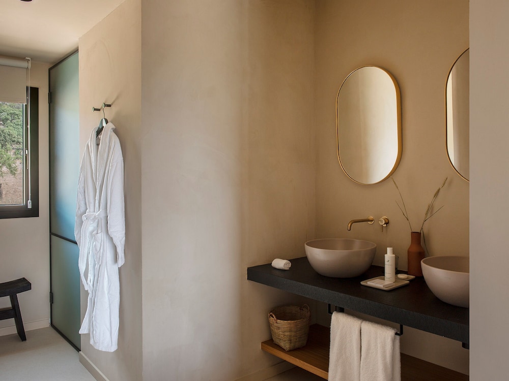 the lodge mallorca