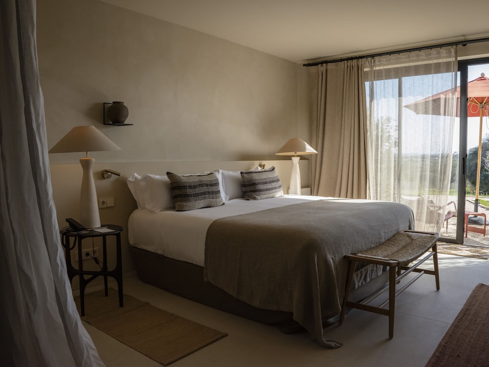 the lodge mallorca