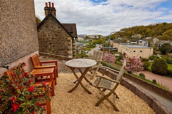 largieside self catering