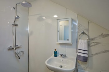 largieside self catering