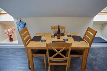 largieside self catering