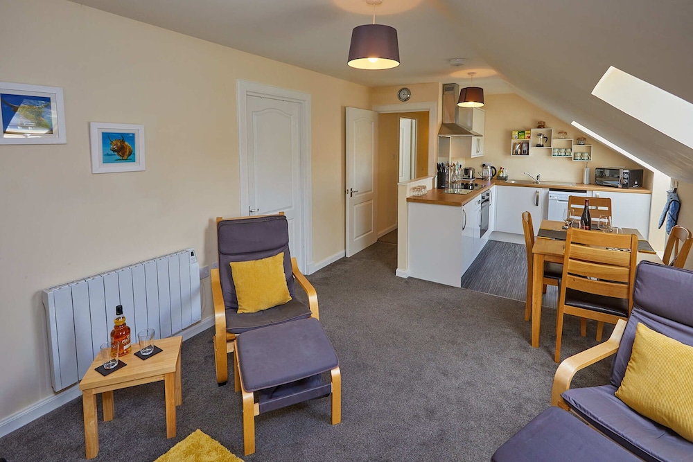 largieside self catering