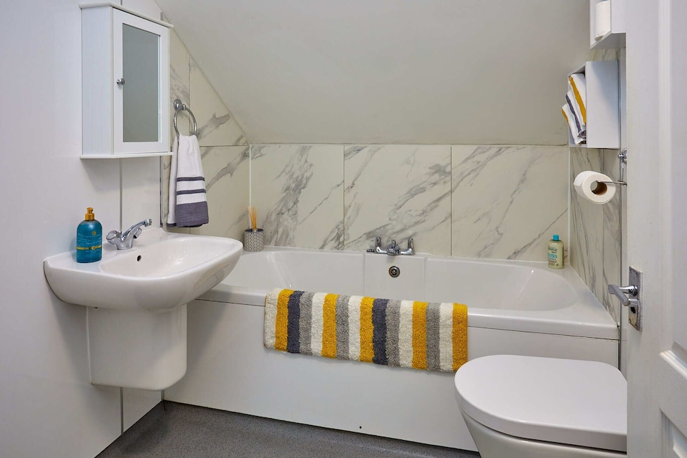 largieside self catering