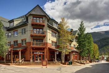 jackpine and black bear condos