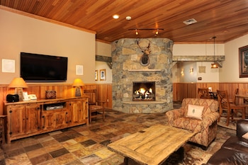 Jackpine & Black Bear Condos,United States Of America>>Keystone,2 star